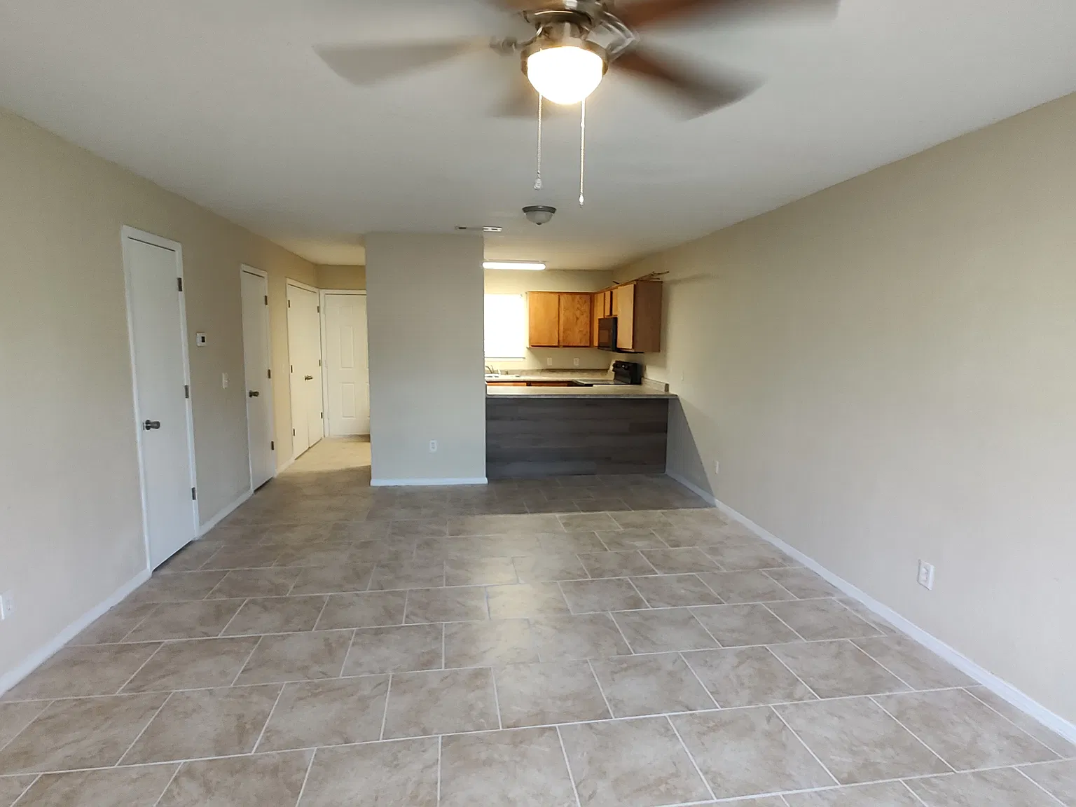 2 bed, 2.5 bath, 1152 sqft, $1,295 — Photo 4