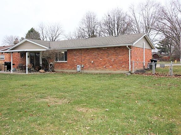 5th image of 3033 Dogwood Dr