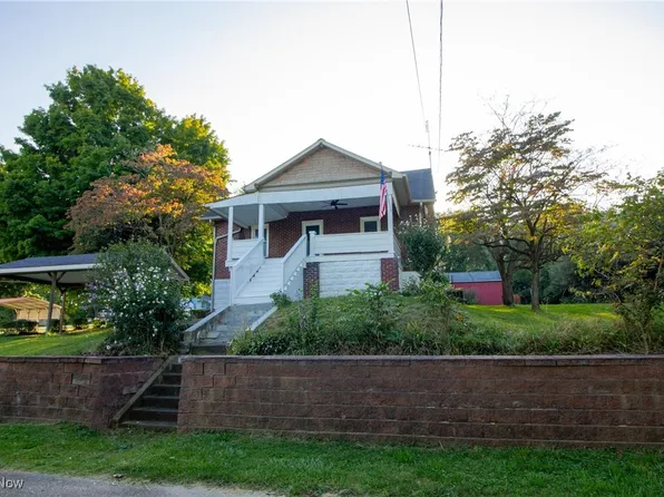 731 Grover Ave, Masury, OH 44438