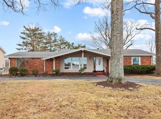 15216 Clayton Rd, Ballwin, MO 63011