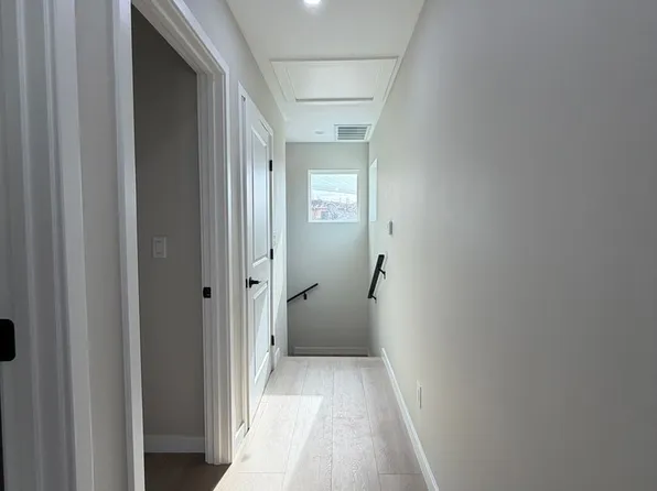 11705 Woodley Ave, Granada Hills, CA 91344