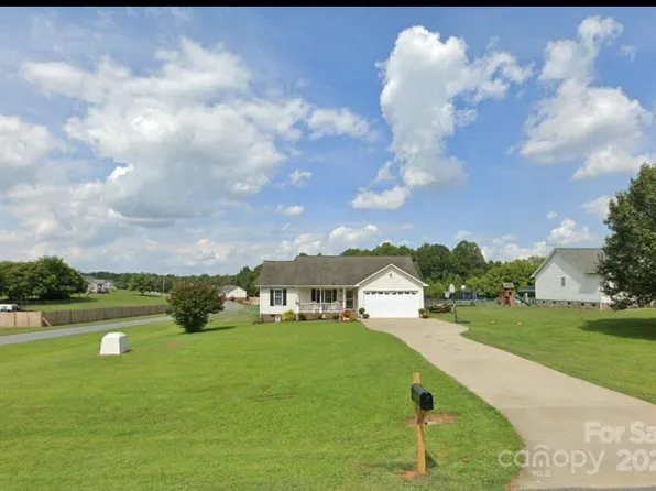 3810 Spike Ln, Vale, NC 28168