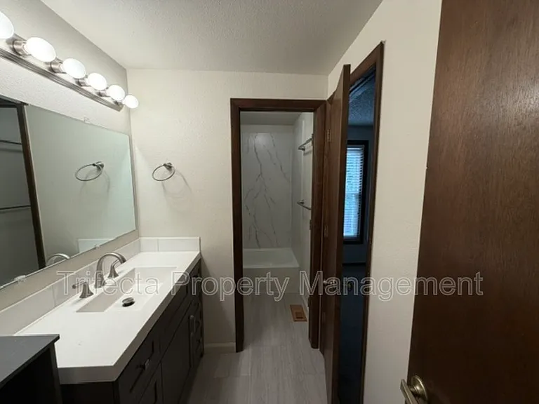 2718 Garden Dr — Photo 20
