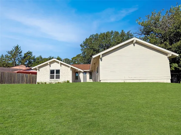 3549 Rio Grande Cir, Dallas, TX 75233