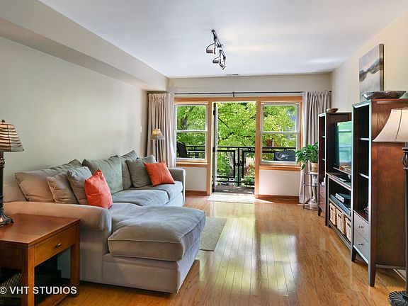 3rd image of 240 S Oak Park Ave APT 304