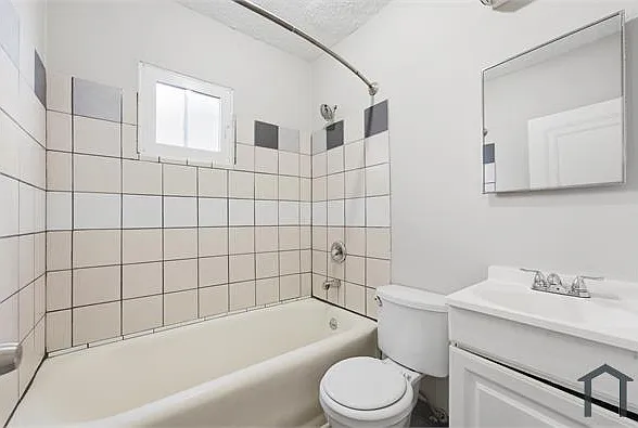 2 bed, 800 sqft, $1,100 — Photo 4