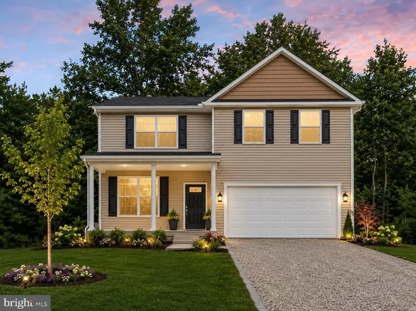 813 Moorefield Dr, Ruther Glen, VA 22546