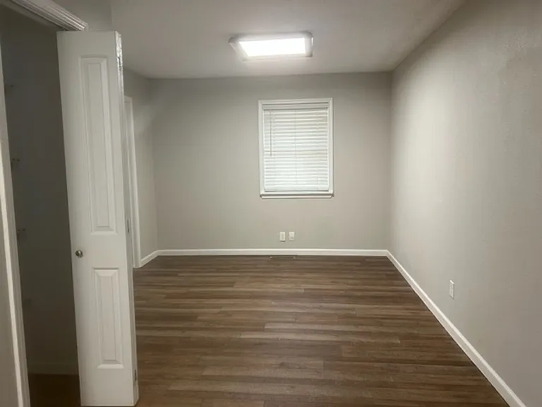 505 Timber Ln — Photo 4