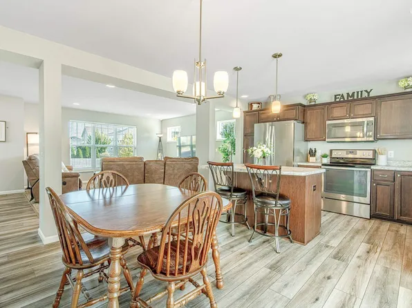 238 Breezy Grass Way, Madison, WI 53718