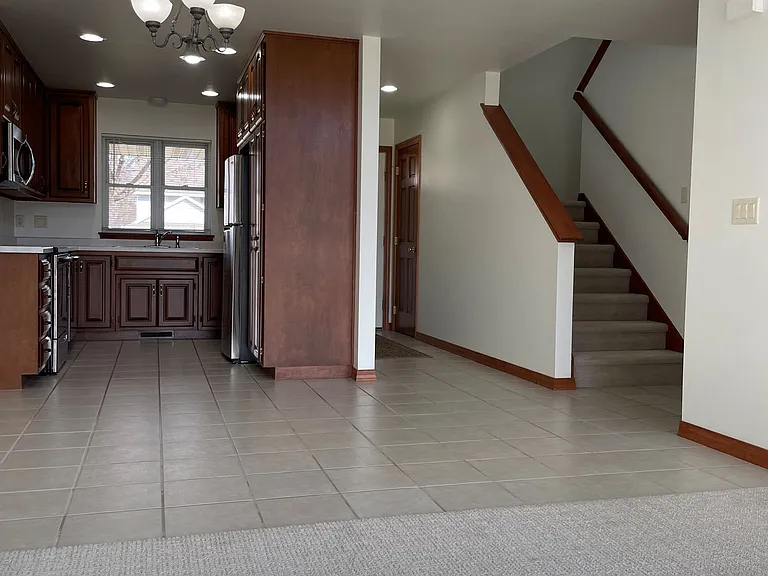 2032 River Point Ct — Photo 8