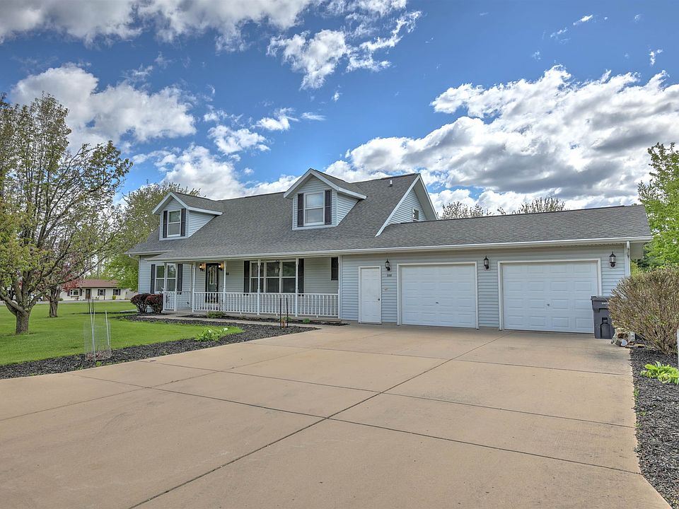1st image of 588 Ann Ct