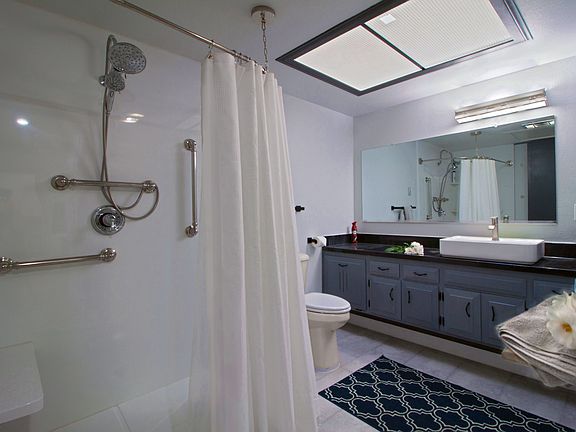 4th image of 13371 Danbury Ln #136K