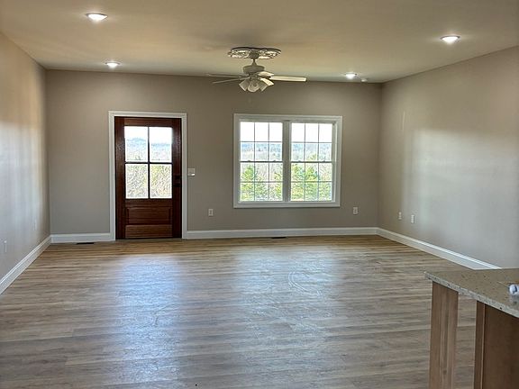 2nd image of 111 Deer Ridge Ln