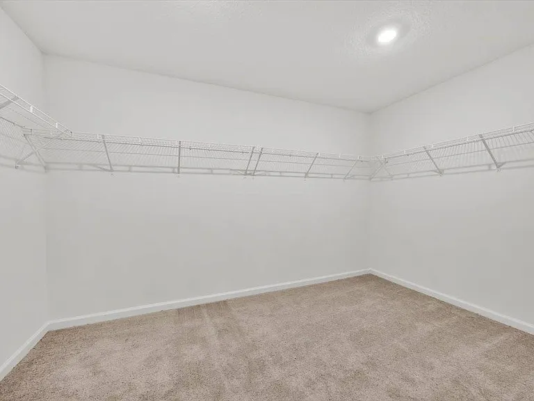 2398 McKinley Dr — Photo 20