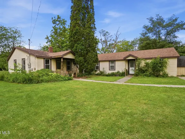 20 Quarry Ln, Luckey, OH 43443