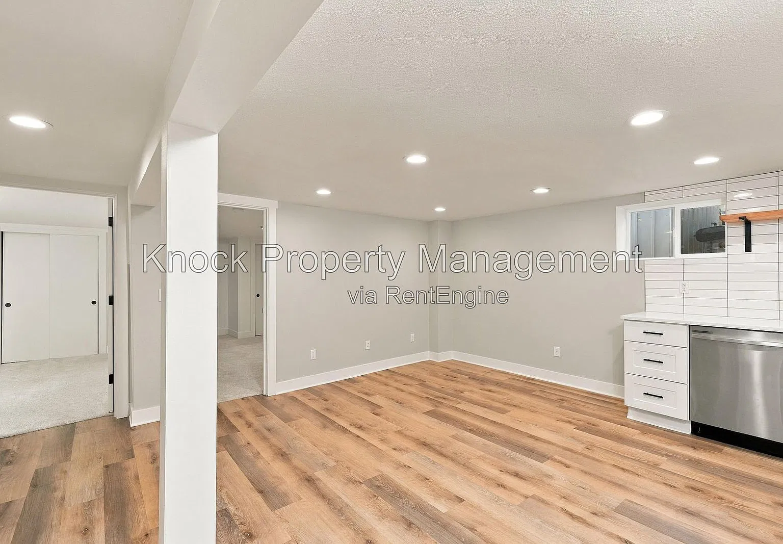 2 bed, 1.0 bath, 936 sqft, $1,700 — Photo 4