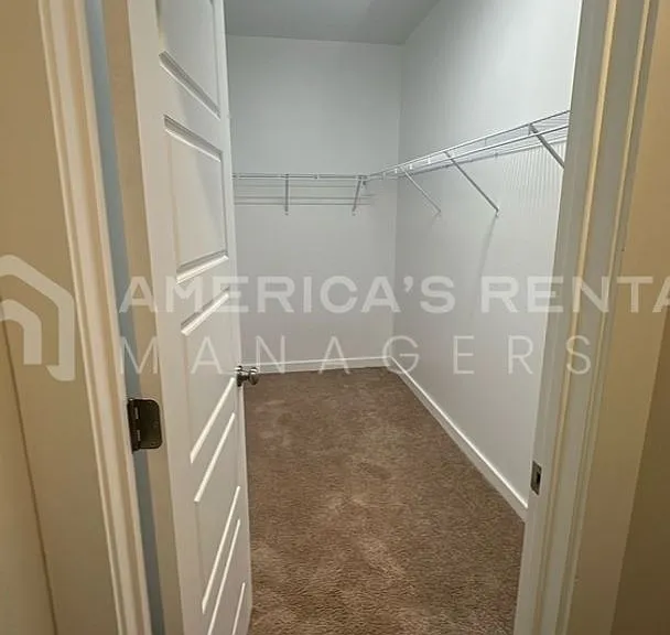 306 Kennesaw Ave — Photo 13