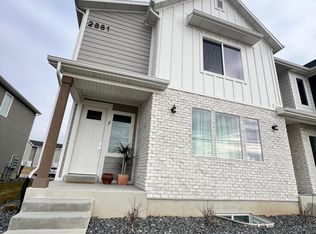 2881 S Bluff Rd UNIT F, Syracuse, UT 84075