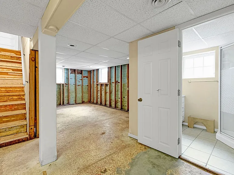 2815 Francis St — Photo 35