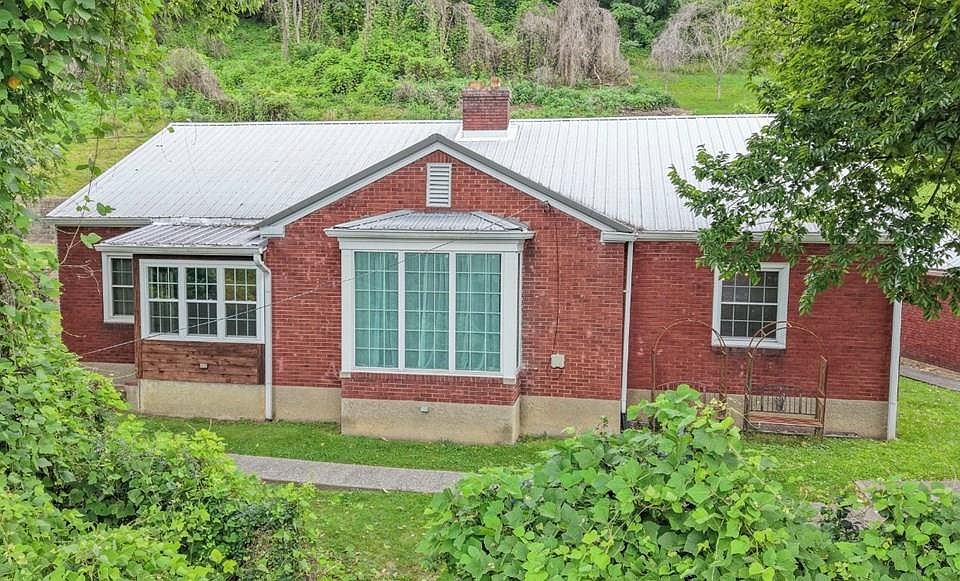 1st image of 209 Highland Ave