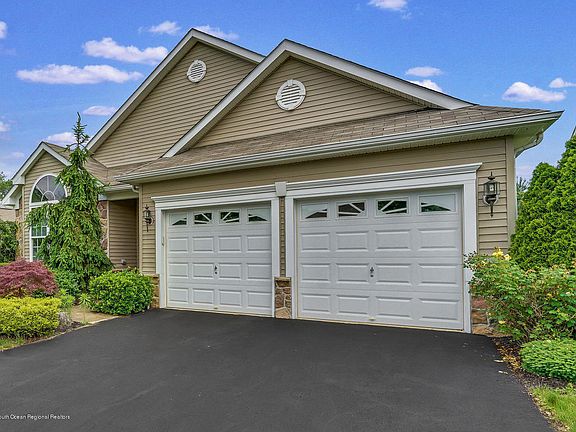 5th image of 254 Enclave Blvd