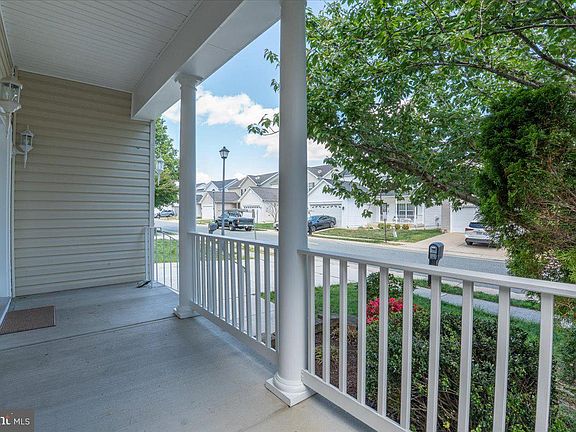 5th image of 23 Everglades Ln