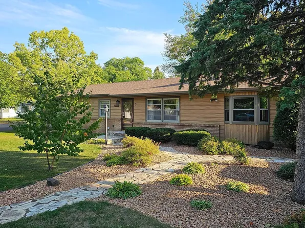 1402 17th St S, Saint Cloud, MN 56301