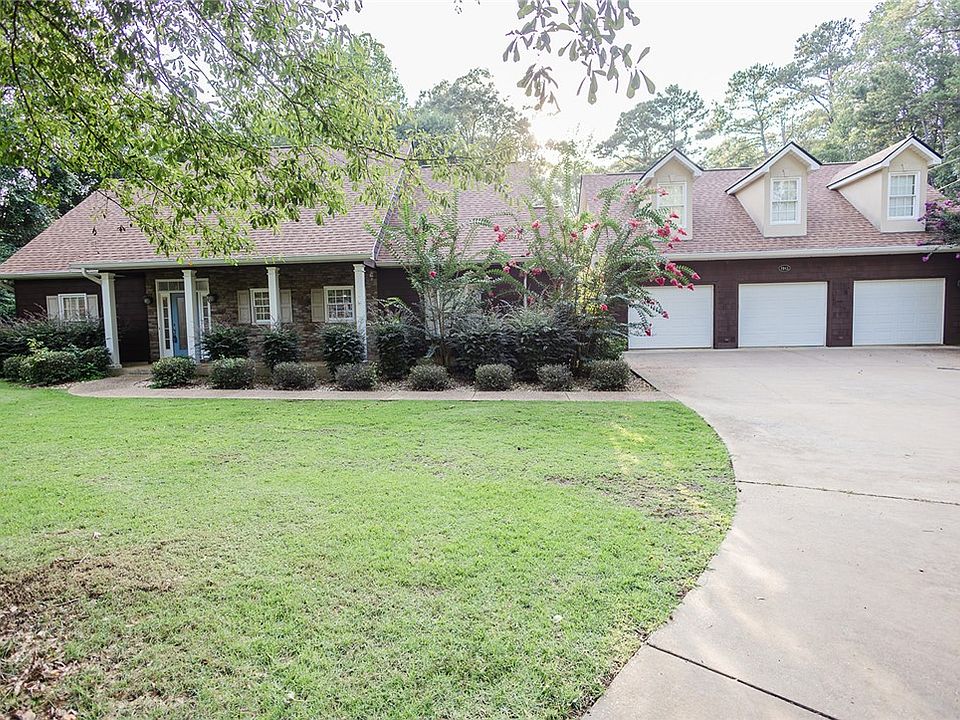 1st image of 8943 Lee Road 379