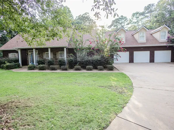 8943 Lee Road 379, Valley, AL 36854