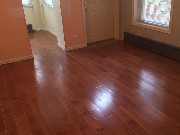 4th image of 1412 W Jarvis Ave