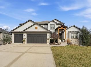 836 Old Hickory Rd, Greenwood, MO 64034