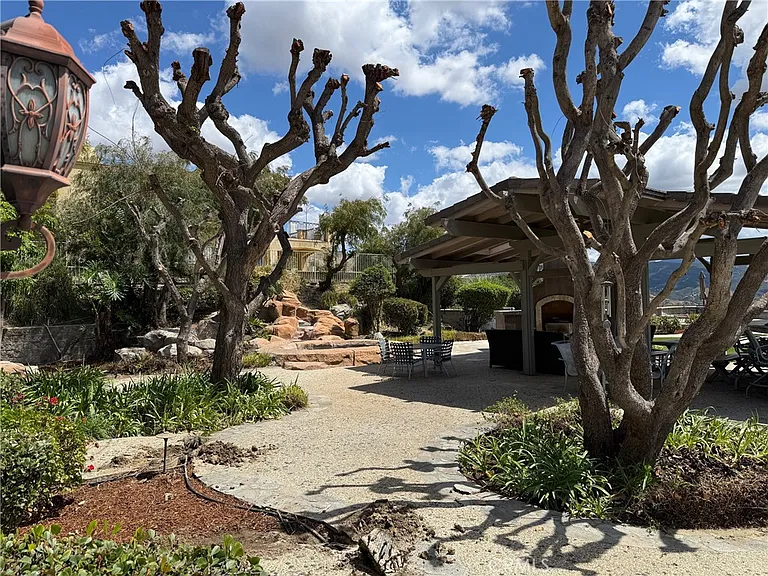 22720 High Tree Cir — Photo 31