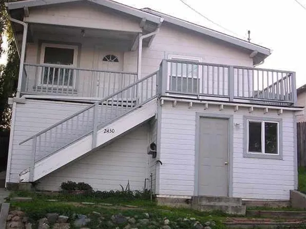 2430 Orchard Ln, Martinez, CA 94553