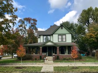 26 W Union St, Worthington, IN 47471