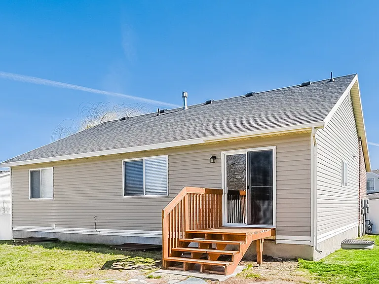 3406 W Luge Ln — Photo 17