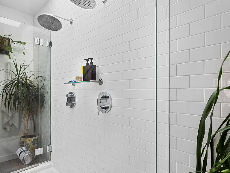 44 Sharon St #1 — Photo 18