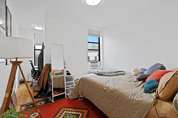 Rented by Nest Seekers International | media 11