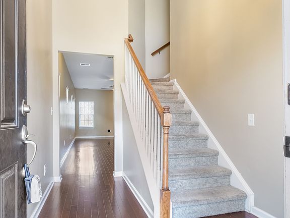 4th image of 4979 Paddy Trce