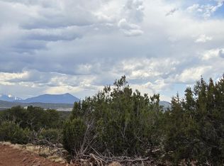 5666 Lasso Loop, Williams, AZ 86046