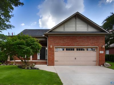 2439 Bell Manor Dr SW, Huntsville, AL, 35803