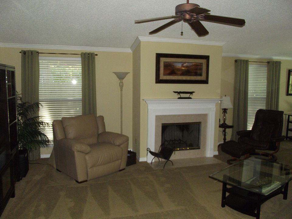 2nd image of 214 Red Maple Dr