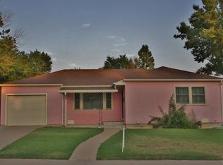 1021 Alexander Cir, Pueblo, CO 81001