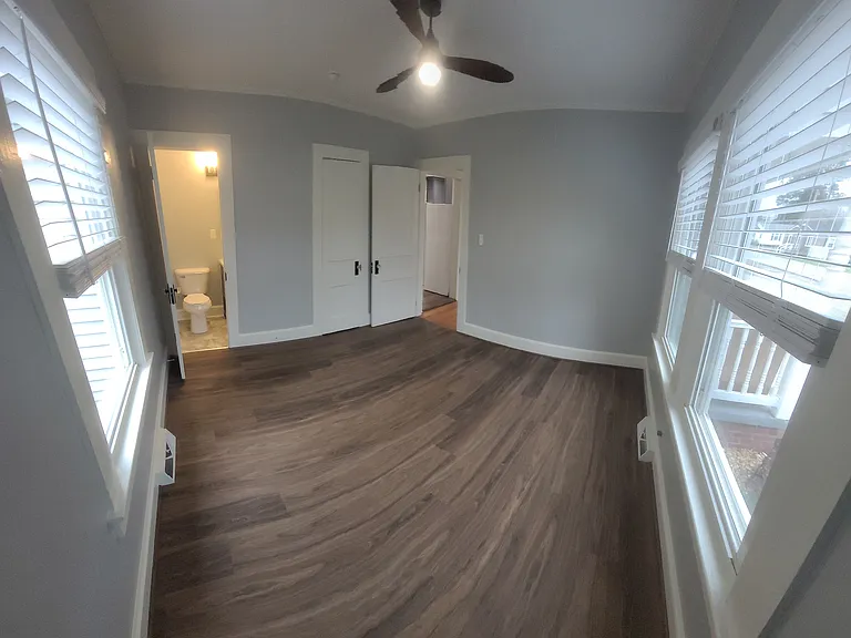 112 Barker St — Photo 12