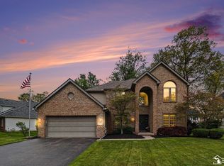 3508 Wimbledon Ct, Lambertville, MI 48144