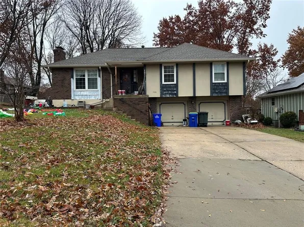 7828 Westridge Rd, Raytown, MO 64138