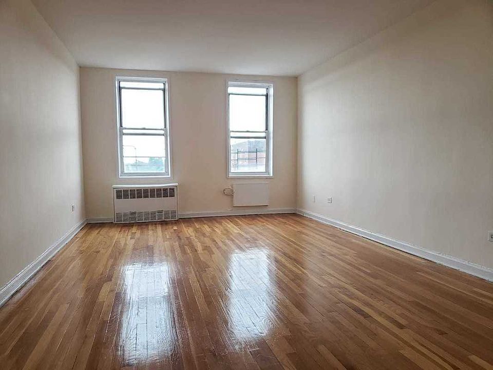 1st image of 2020 Avenue V APT 6B