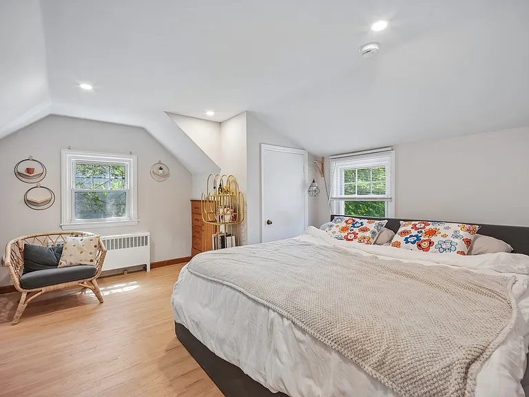 59 Delmar Ave — Photo 15