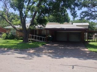 602 Mimosa St, Burkburnett, TX 76354