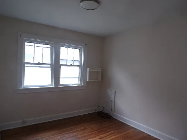2924 Indianola Ave — Photo 14