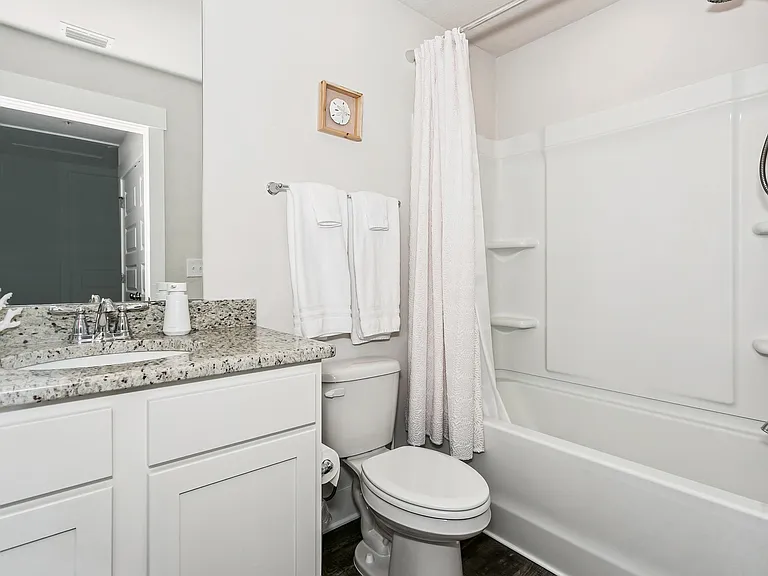 1535 Iroquois Ct — Photo 18